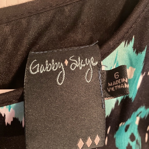 Gabby Syke Green Abstract Print Dress - Picture 5 of 5